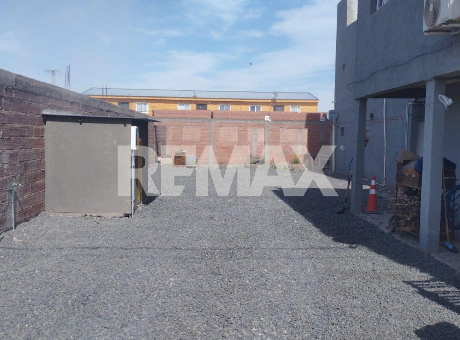 Foto de VENTA COMPLEJO 4 DEPARTAMENTOS AMOBLADOS - AÑELO, imagen 2
