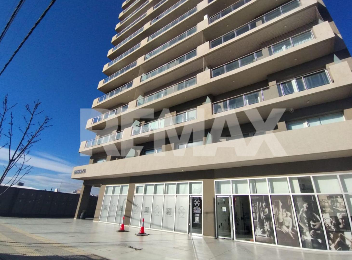 Foto de VENTA DTO 1 DORMITORIO+ESTUDIO+COCHERA ,GATICA 498, imagen 1