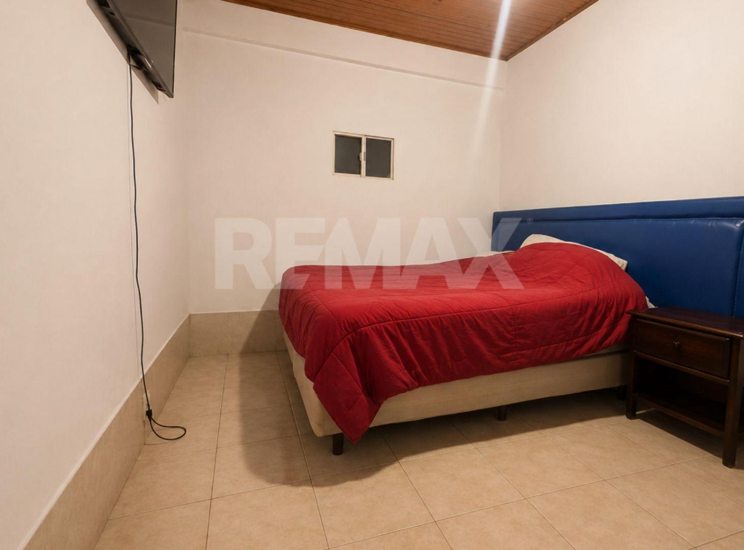 Foto de VENTA CASA 3 DORMITORIOS CON MONOAMBIENTE., imagen 5