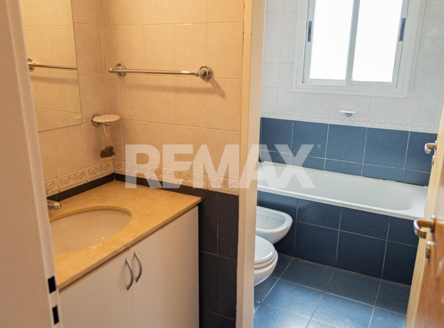Foto de VENTA CASA 3 DORM C/PILETA NQN APTA CREDITO, imagen 4