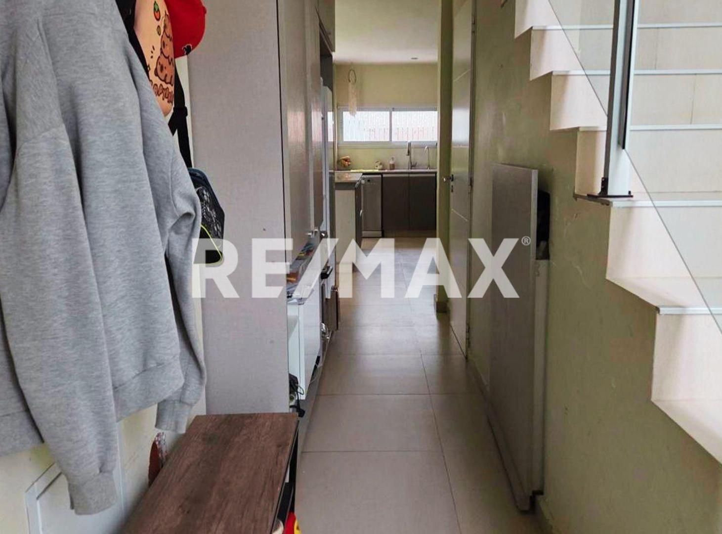 Foto de VENTA| DÚPLEX 3 DORMITORIOS|B CERRADO LA PEREGRINA, imagen 3