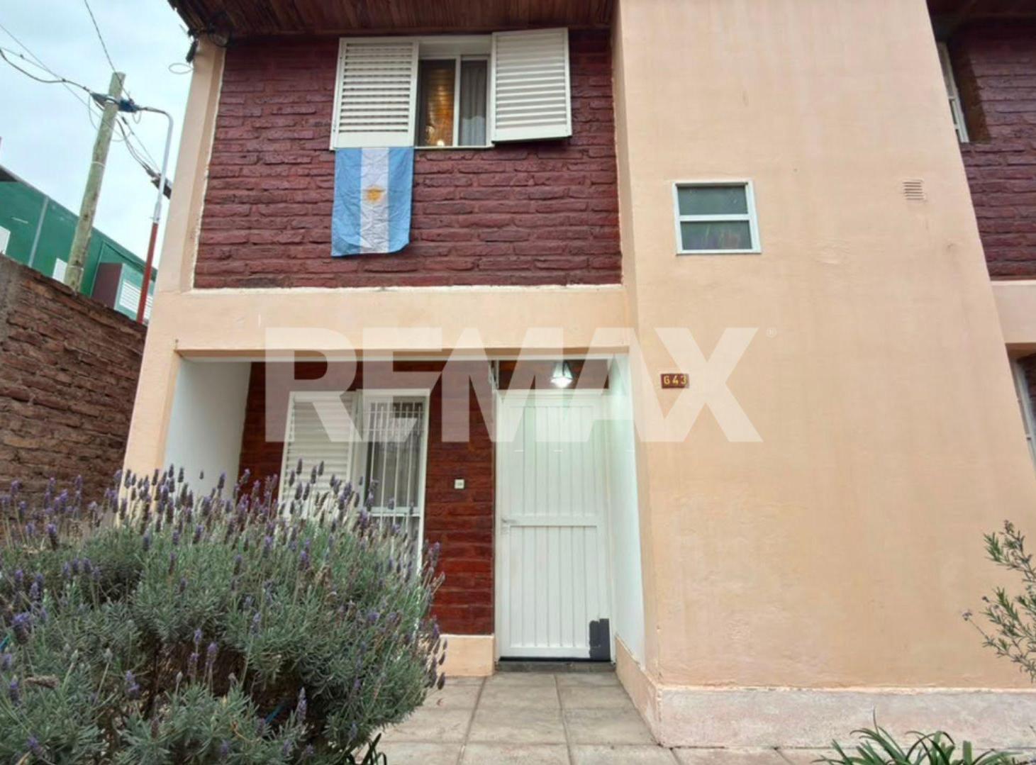 Foto de VENTA DÚPLEX 3 DORMITORIOS B° GREGORIO ÁLVAREZ NQN, imagen 1