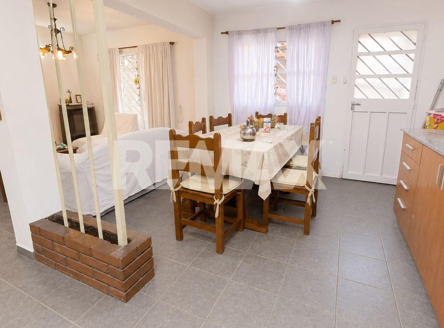 Foto de VENTA DÚPLEX 3 DORMITORIOS B° GREGORIO ÁLVAREZ NQN, imagen 4
