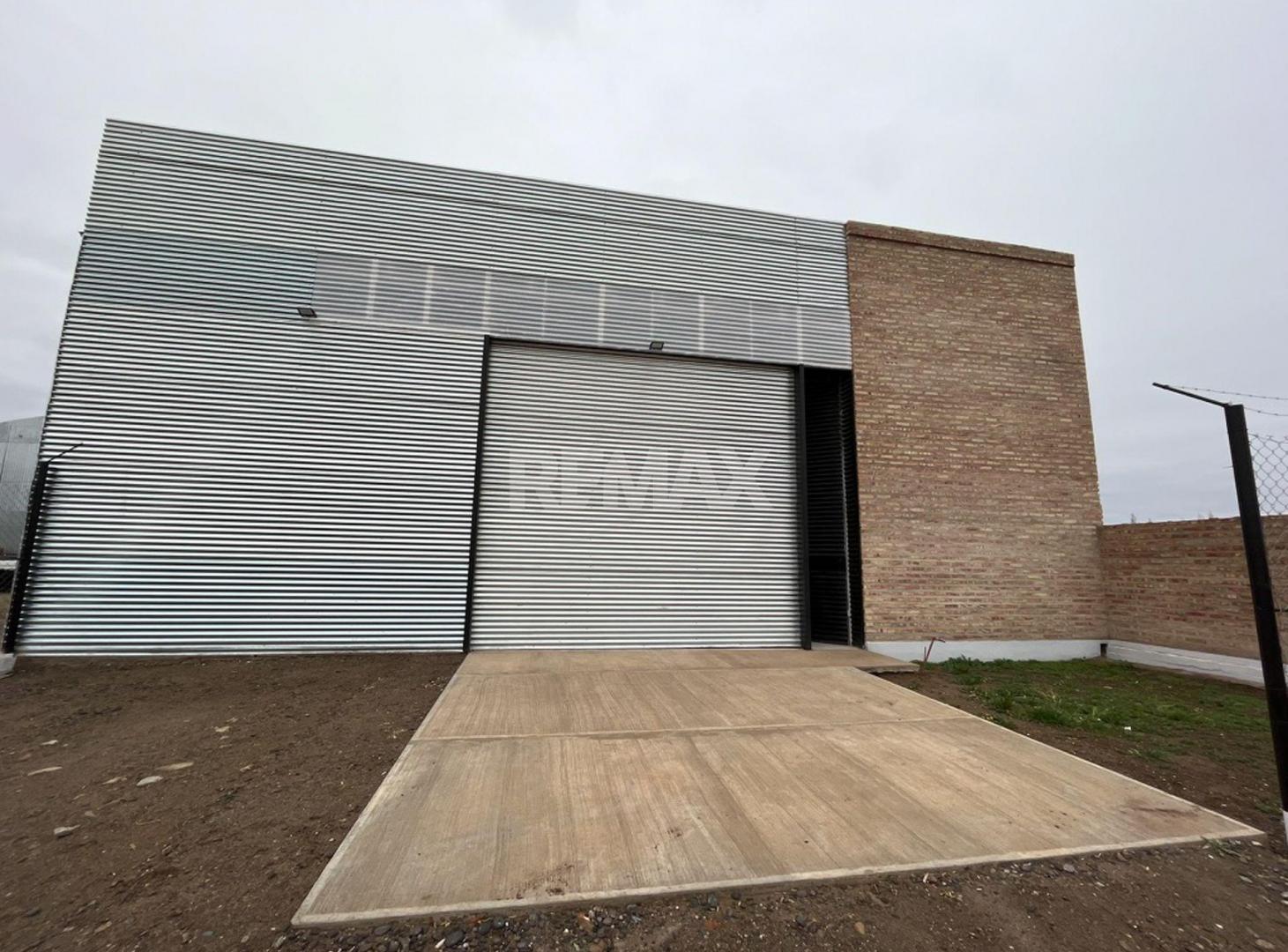 Foto de 2 Galpones en venta Cipolletti, Parque industrial, imagen 3