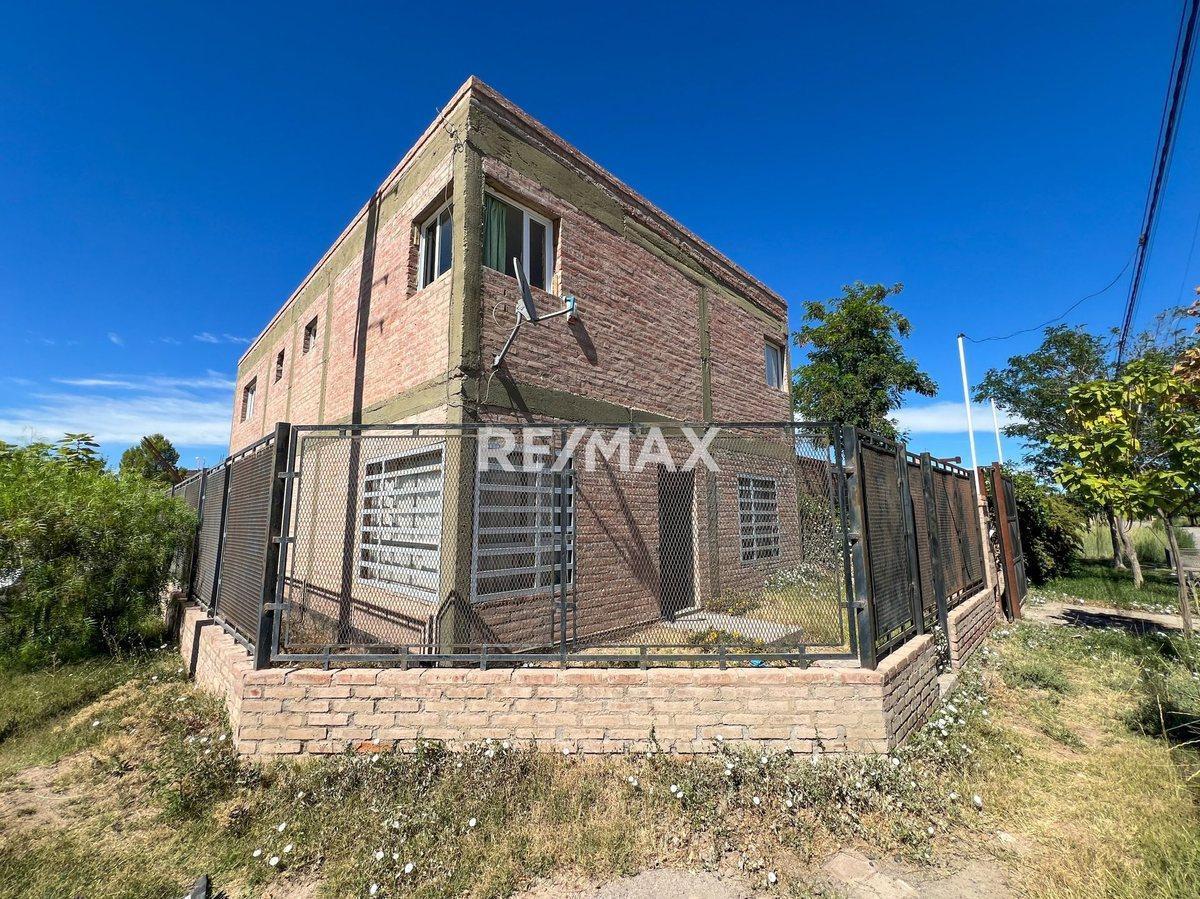 Foto de Venta de casa 4 dormitorios en Fernandez Oro, imagen 1