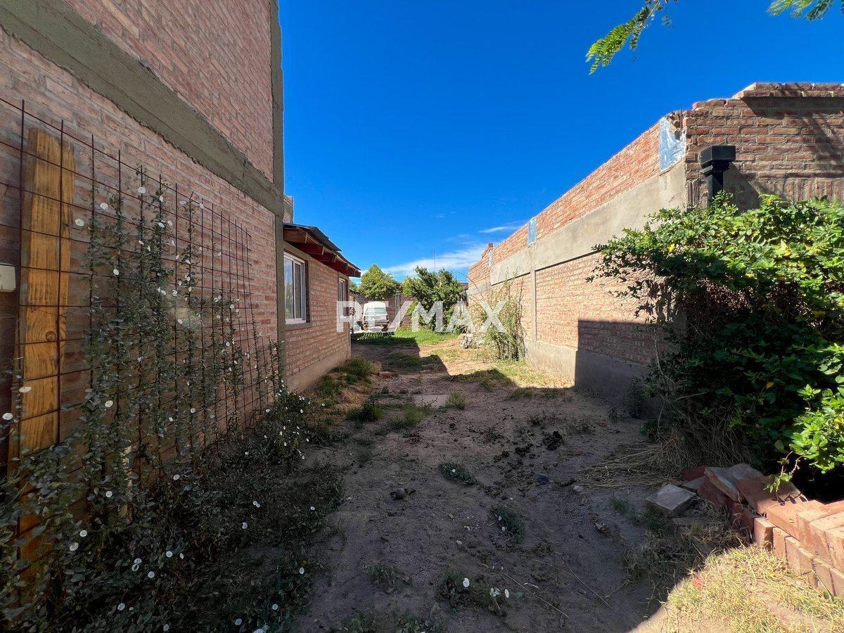 Foto de Venta de casa 4 dormitorios en Fernandez Oro, imagen 3