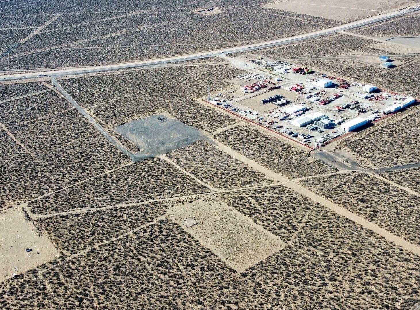 Foto de VENTA DE 1 HECTAREA EN PARQUE INDUSTRIAL -NEUQUEN, imagen 3