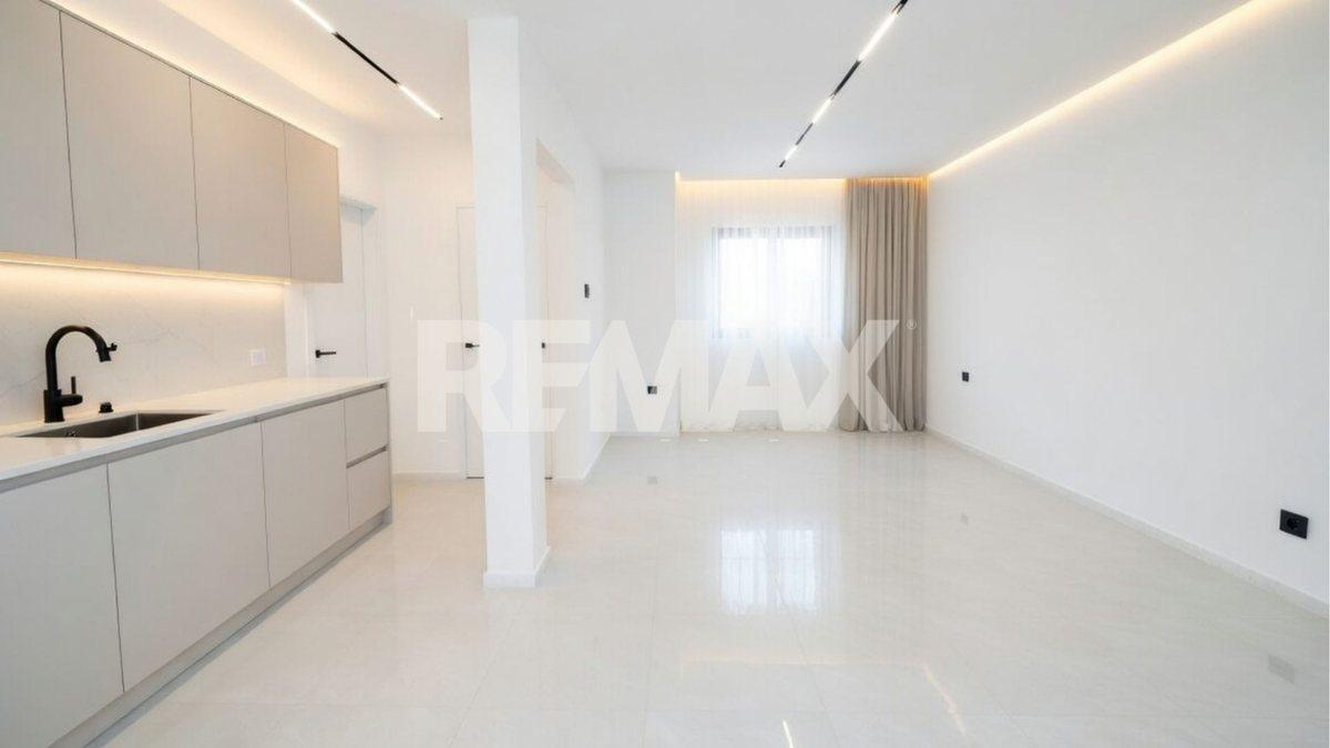 Foto de VENTA DEPARTAMENTO 3 DORM. B° GIACHINO PLOTTIER, imagen 5
