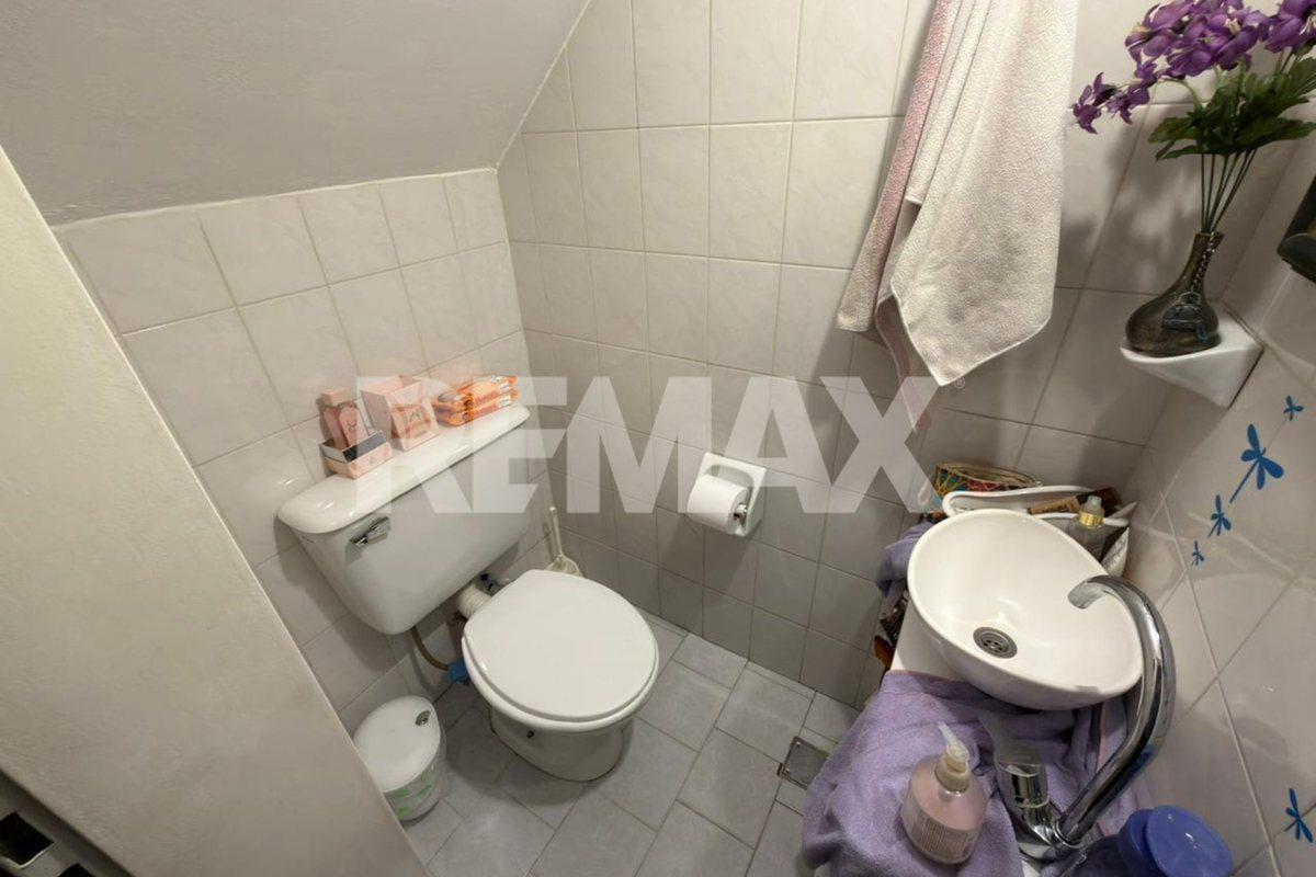 Foto de VENTA DUPLEX 3 DORMITORIOS B° VILLAFARREL NQN, imagen 4