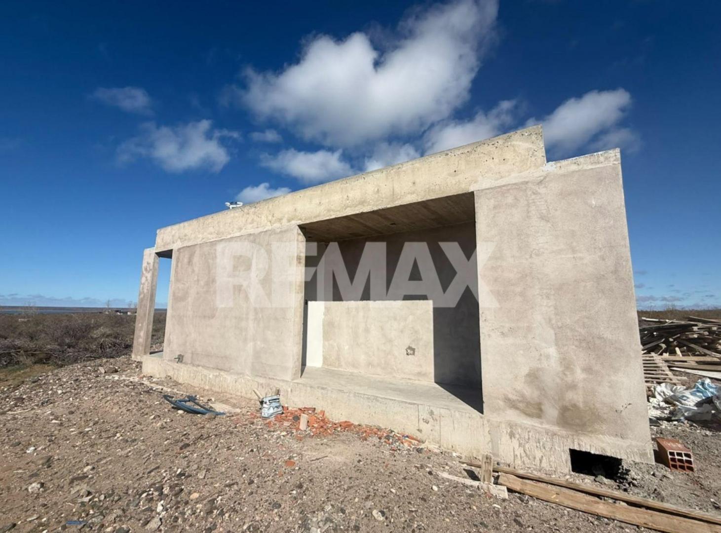 Foto de CASA EN VENTA 2 DORMITORIOS | CHOCON MEDIO, imagen 1