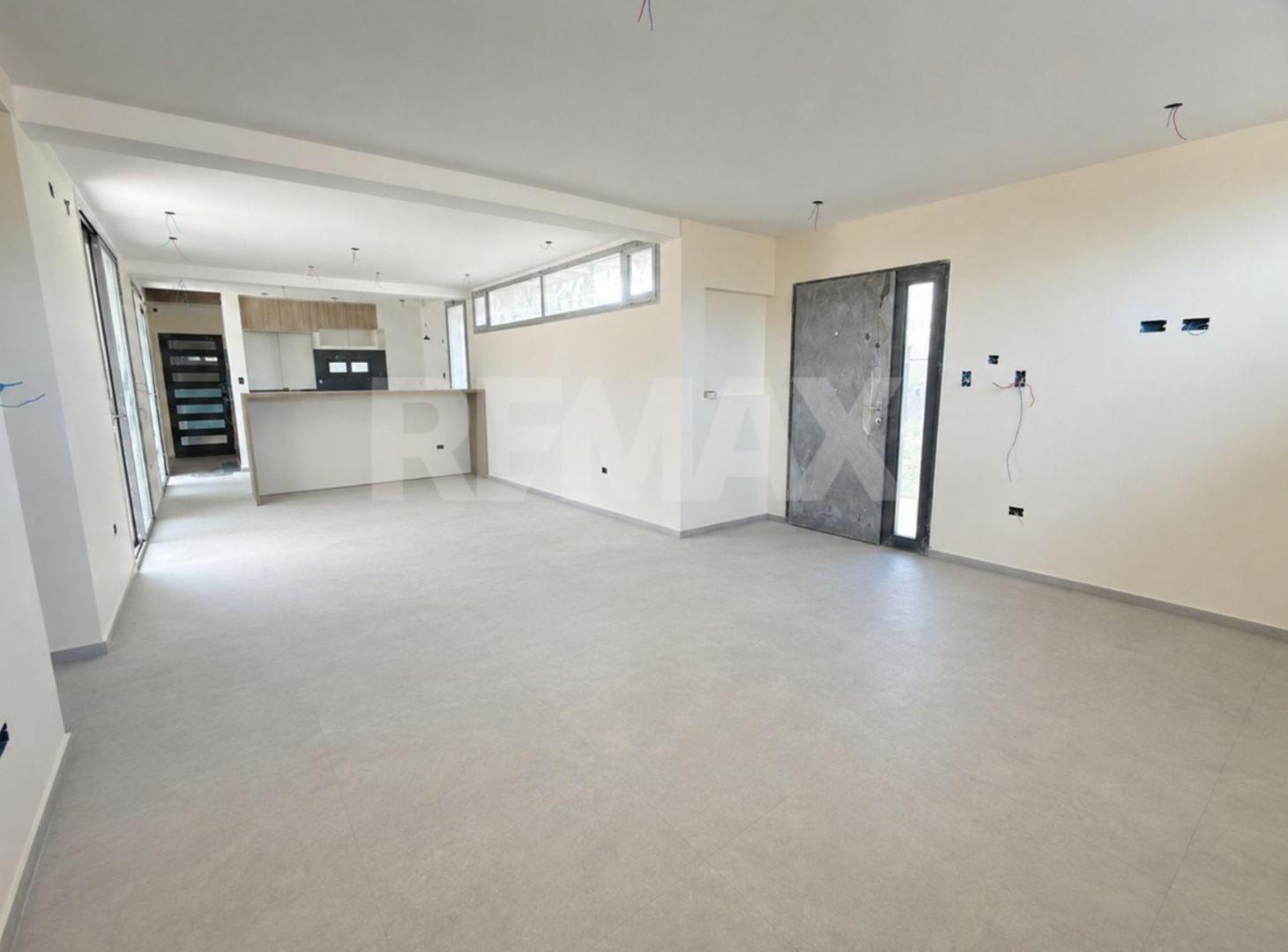 Foto de VENTA DUPLEX 3 DORMITORIOS B° RINCON DEL VALLE, imagen 2