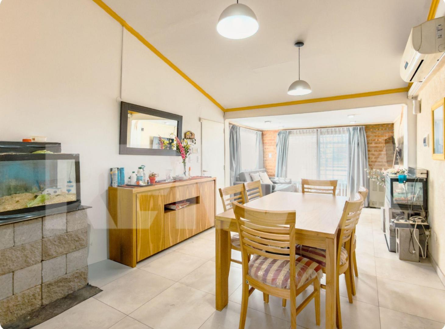 Foto de VENTA CASA 2 DORMITORIOS - B° MERCANTILES NEUQUÉN, imagen 3