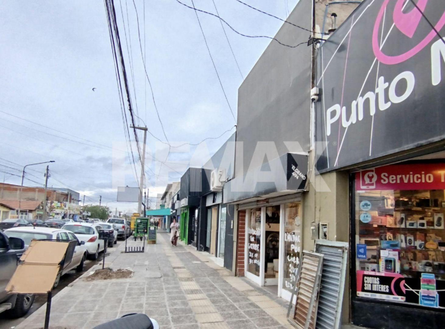 LOCAL EN ALQUILER EN NEUQUÉN SOBRE AVENIDA BELGRAN