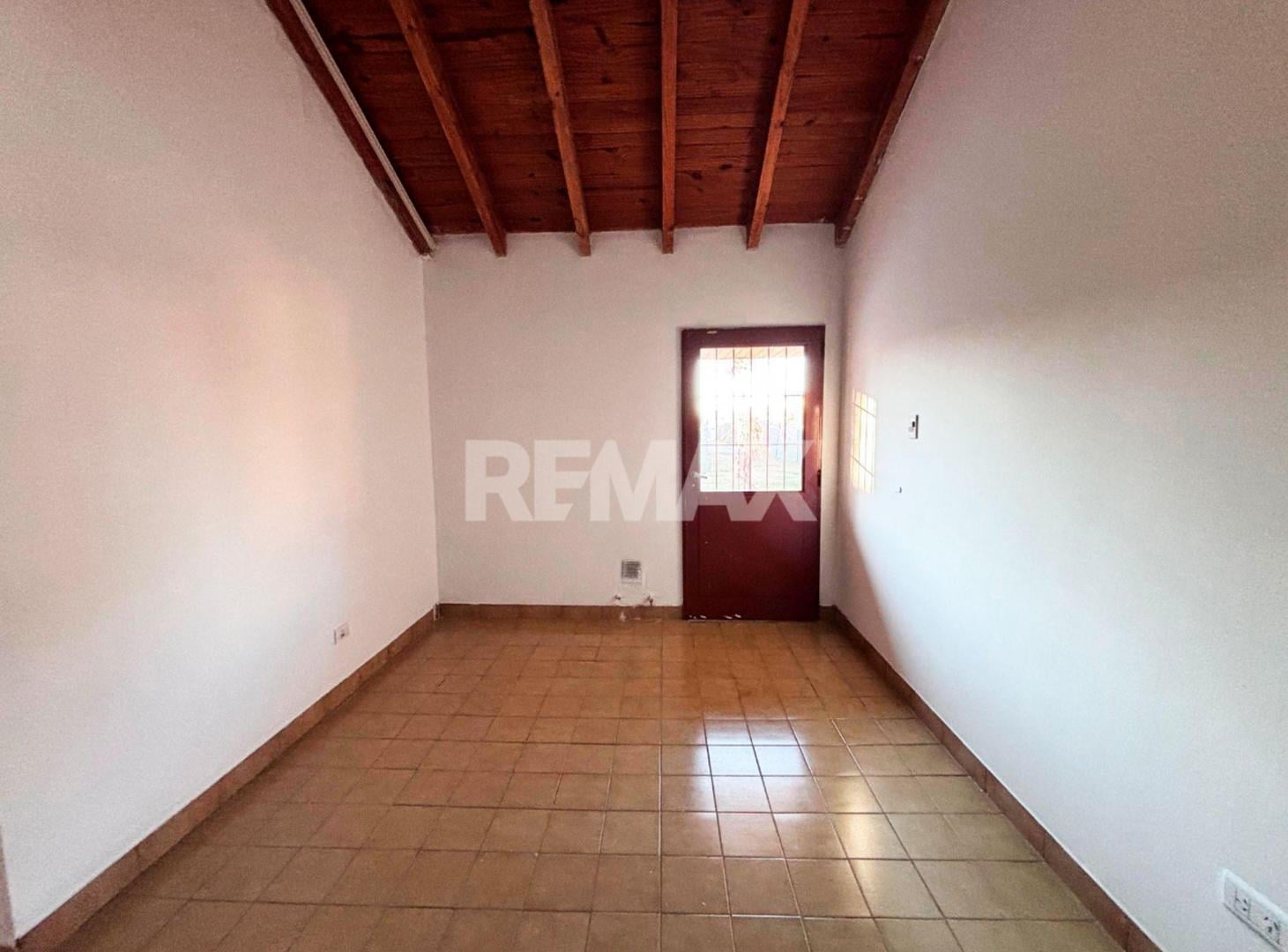 Foto de VENTA PH 3 DORMITORIOS - SAN MARTIN 4.300, NQN, imagen 2