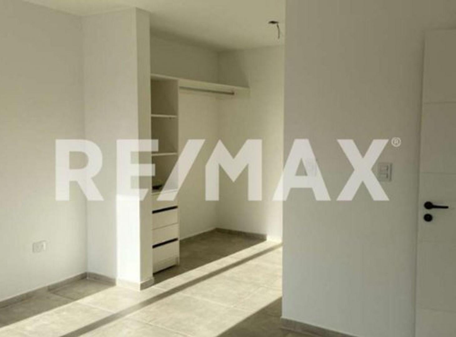 Foto de EN VENTA | DÚPLEX 3 DORMITORIOS | CONFLUENCIA, imagen 2