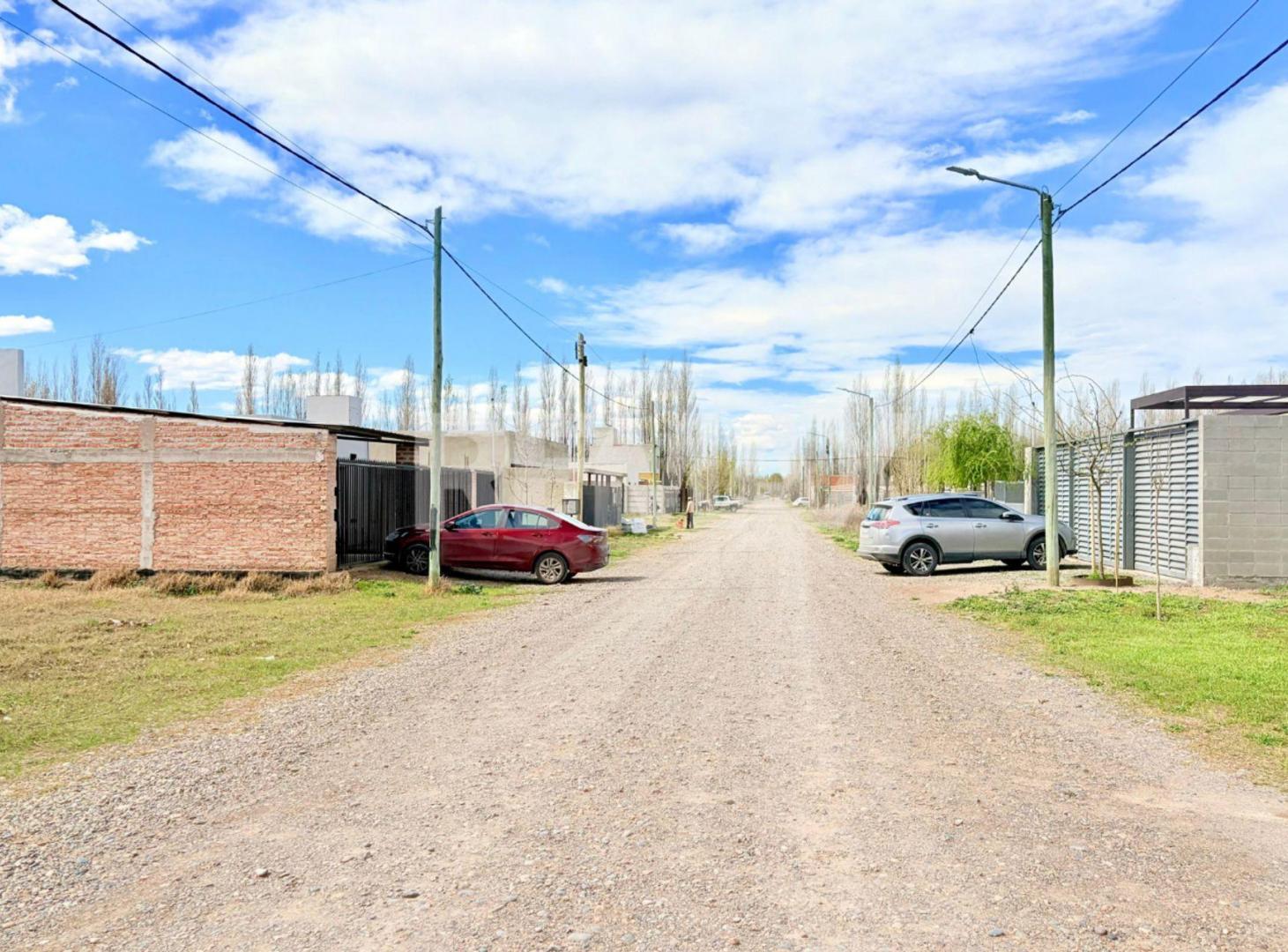 Foto de EN VENTA LOTE 375 M2 LAS LILAS PLOTTIER, imagen 2