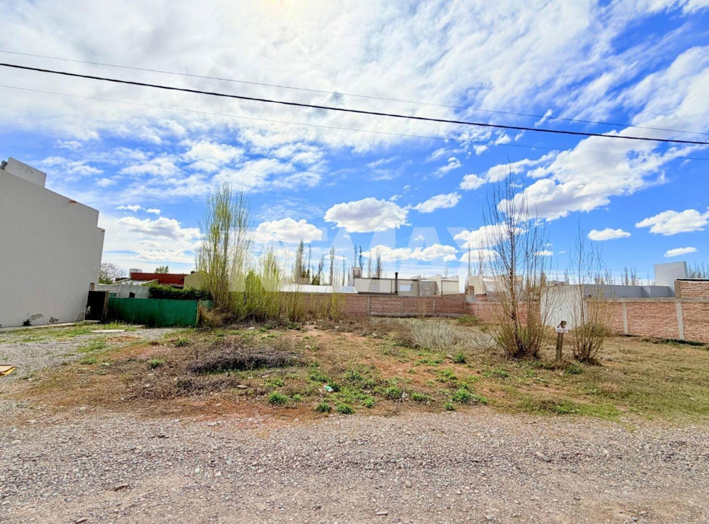 Foto de EN VENTA LOTE 375 M2 LAS LILAS PLOTTIER, imagen 1