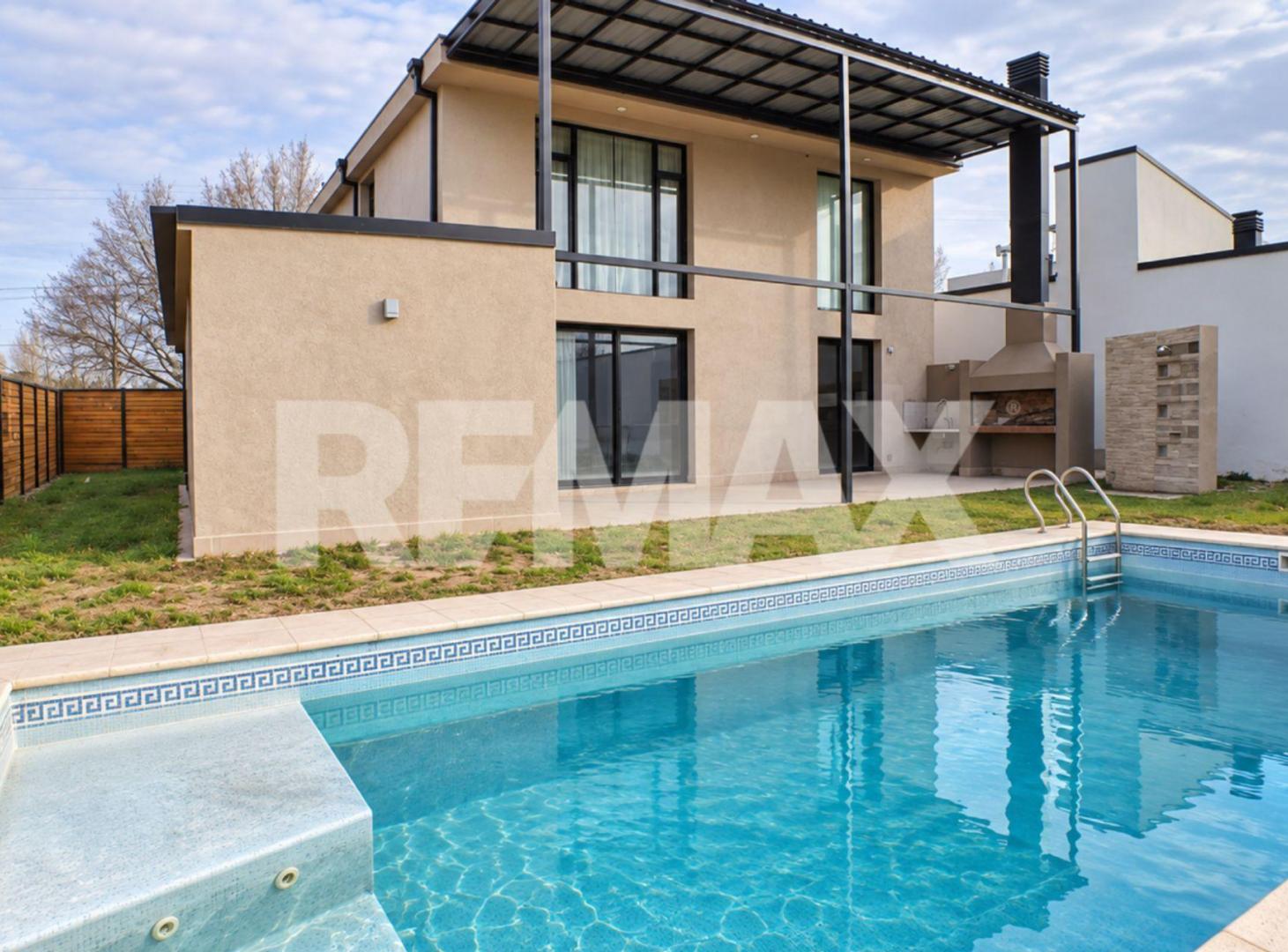 Foto de VENTA CASA BARRIO SANTA ANGELA III CENTE. NEUQUEN, imagen 2