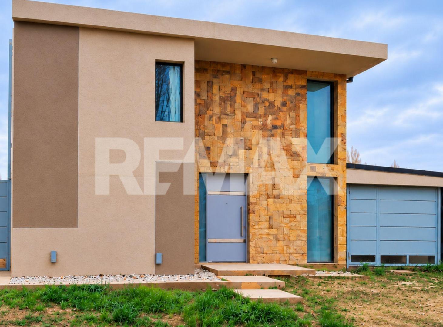 Foto de VENTA CASA BARRIO SANTA ANGELA III CENTE. NEUQUEN, imagen 1