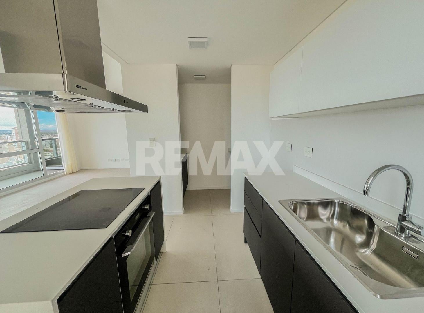 Foto de Departamento 2 dormitorios con Cochera TRADE Res, imagen 3