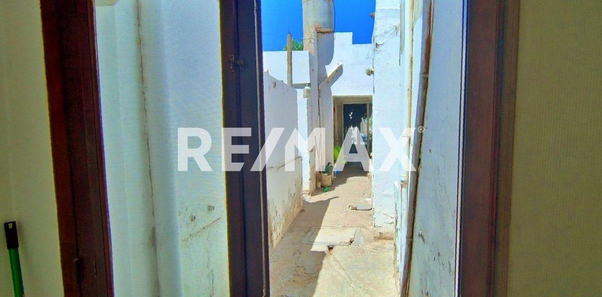 Foto de EN VENTA Casa lote apto desarrollo, imagen 3