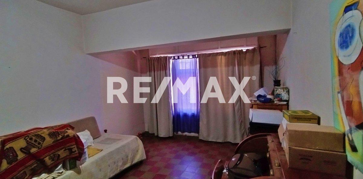 Foto de EN VENTA Casa lote apto desarrollo, imagen 4