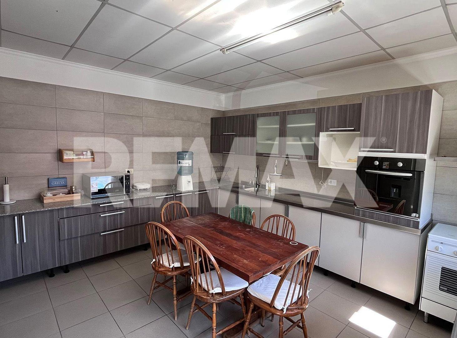 Foto de VENTA CASA + DEPARTAMENTO Y LOCAL ,SANTA GENOVEVA, imagen 4