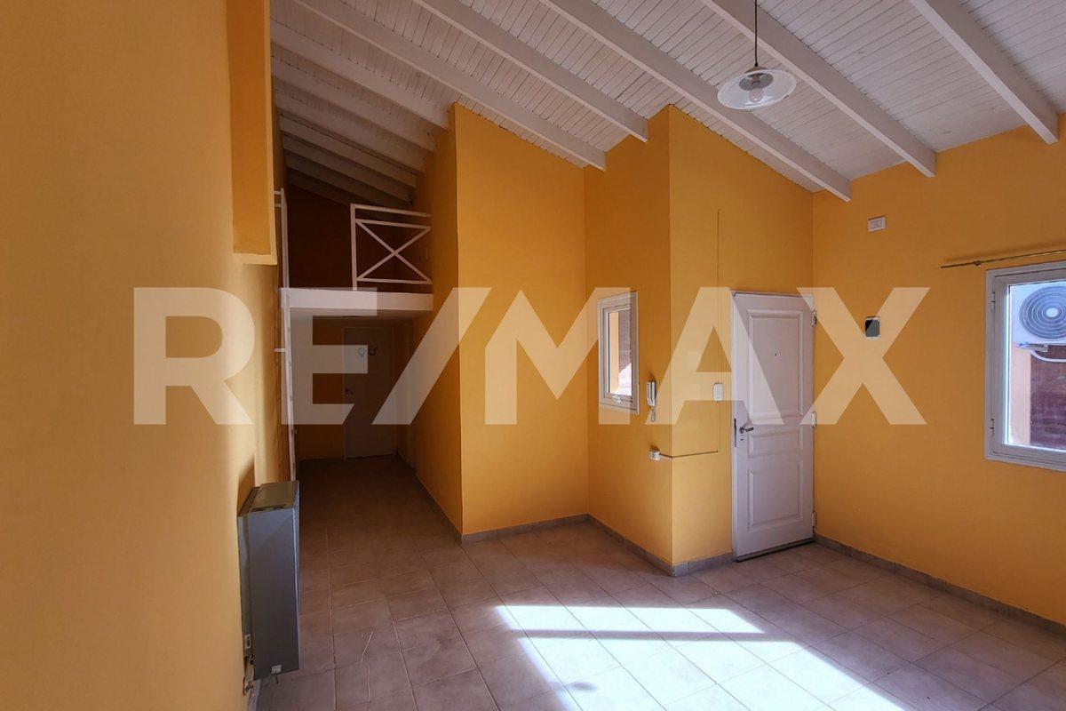 Foto de Alquiler Depto 1 dormitorio en Plottier c/cochera, imagen 2