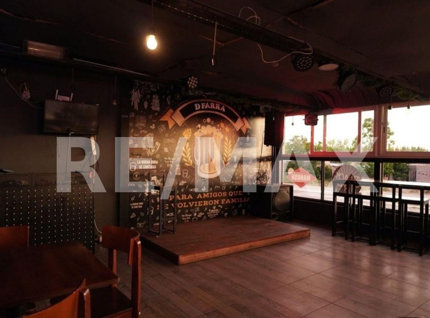 Foto de CASA + DOS LOCALES EN VENTA | ALLEN, imagen 5
