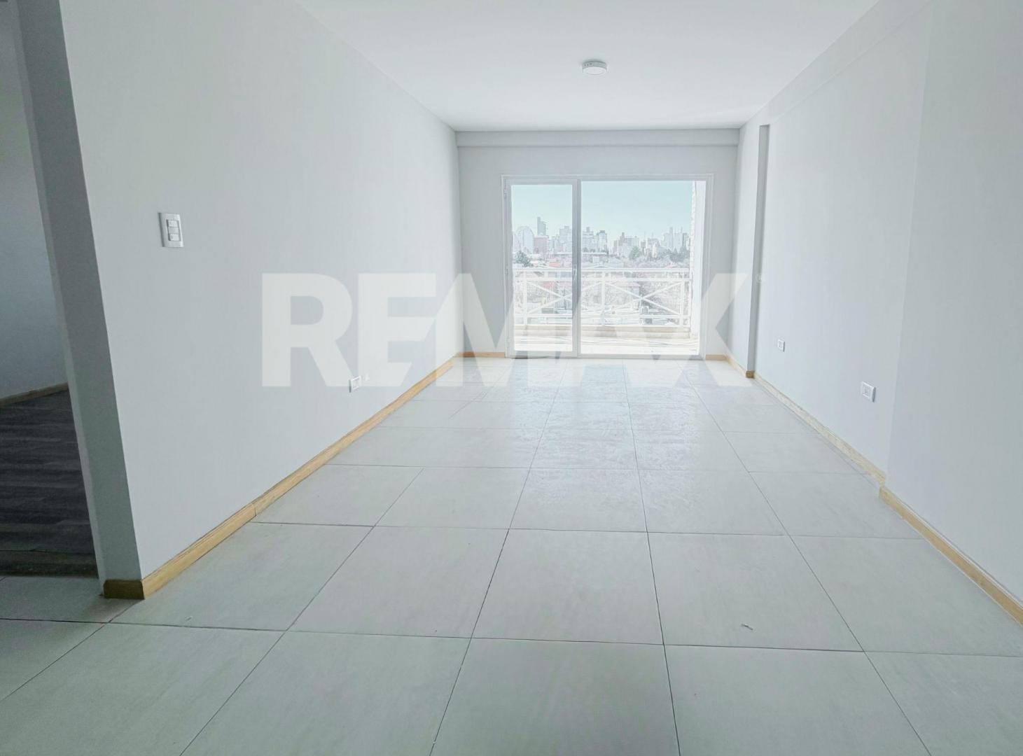 Foto de ALQUILER DEPARTAMENTO ROCA 1295 CON COCHERA, imagen 2