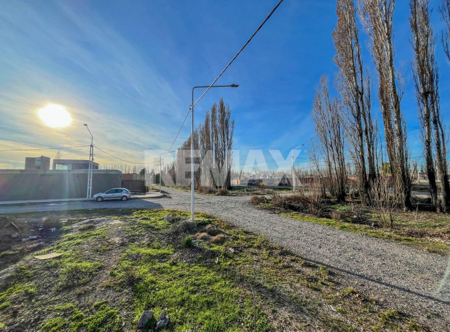 Foto de Terreno en VENTA! B. Los Álamos, Neuquén, imagen 1