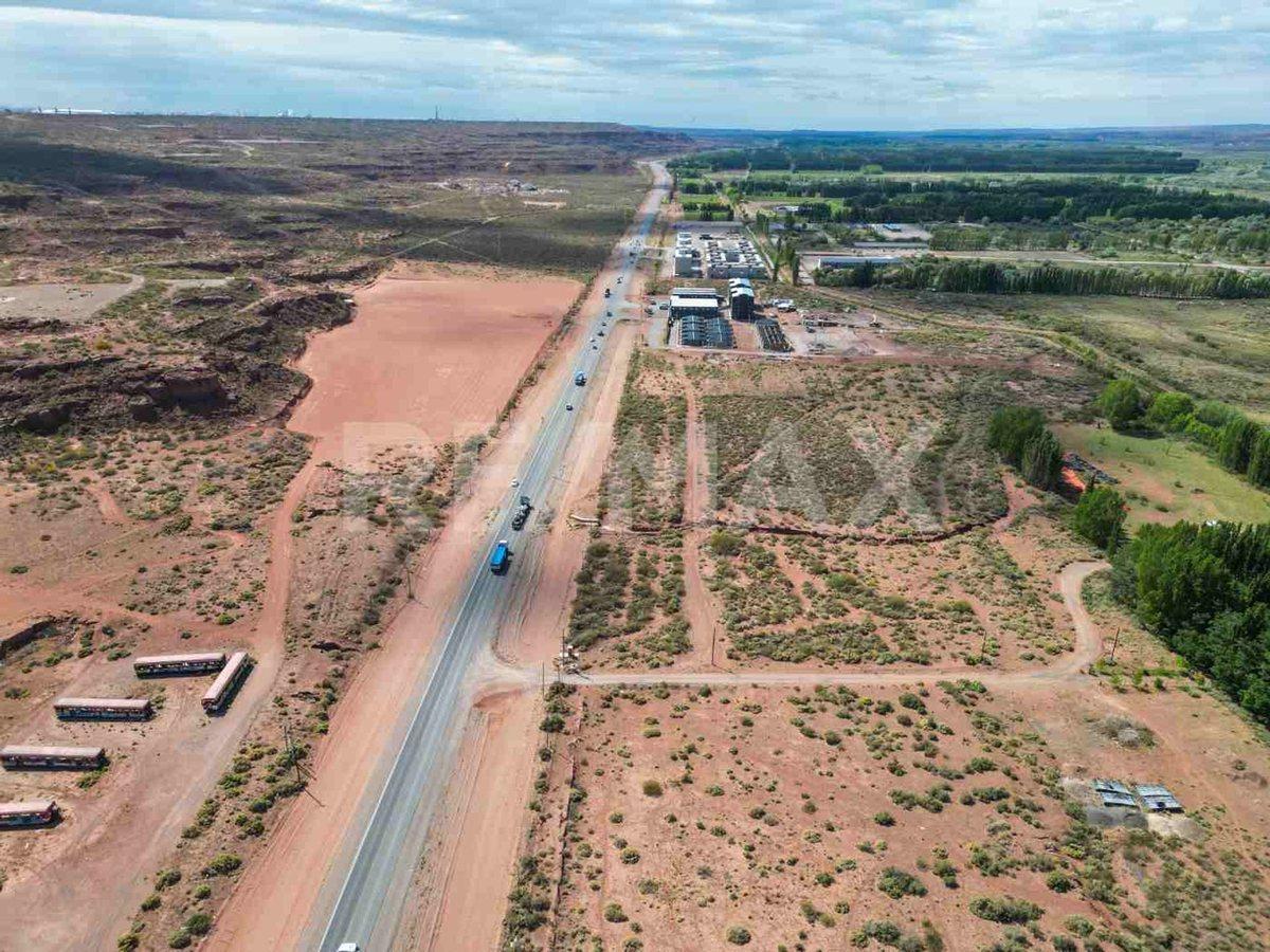 Foto de VENTA TERRENO EN VACA MUERTA CON FRENTE DE RUTA, imagen 3