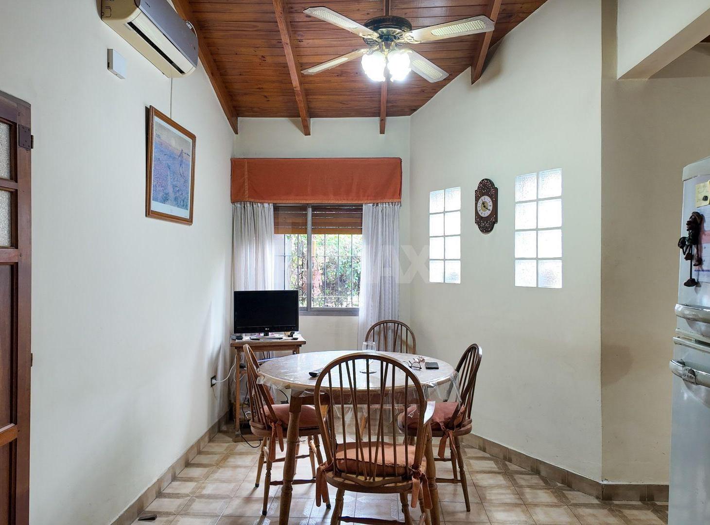 Foto de VENTA CASA 4 DORMITORIOS BARRIO CUMELÉN, imagen 2