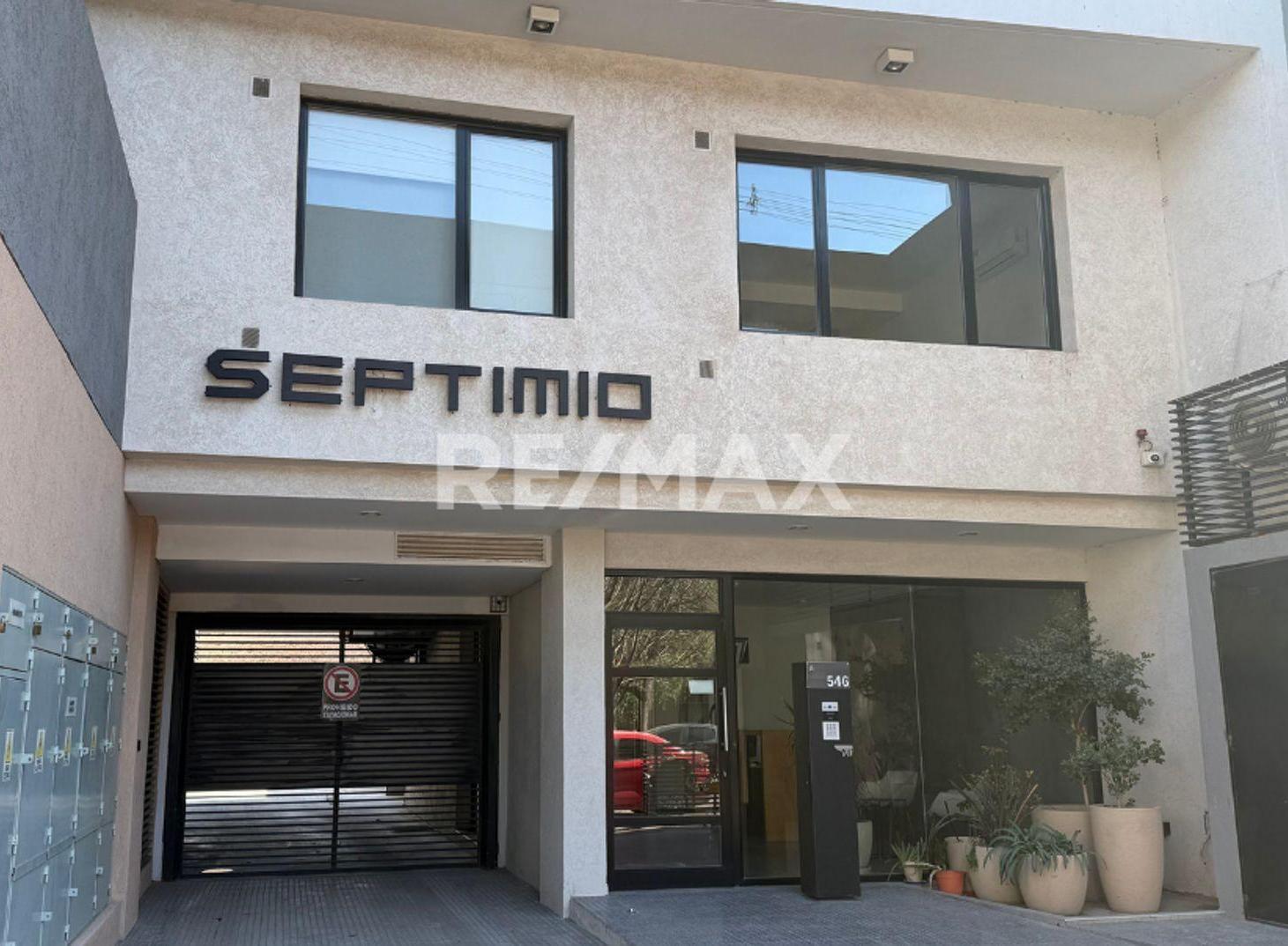 Foto de DEPARTAMENTO 4 DORMITORIOS EN VENTA, CIPOLLETTI., imagen 2