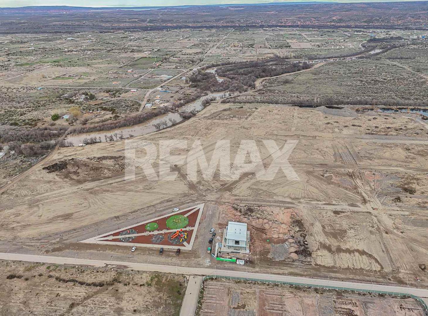 Foto de MACRO LOTE EN VENTA CASCO VIEJO AÑELO VACA MUERTA, imagen 1