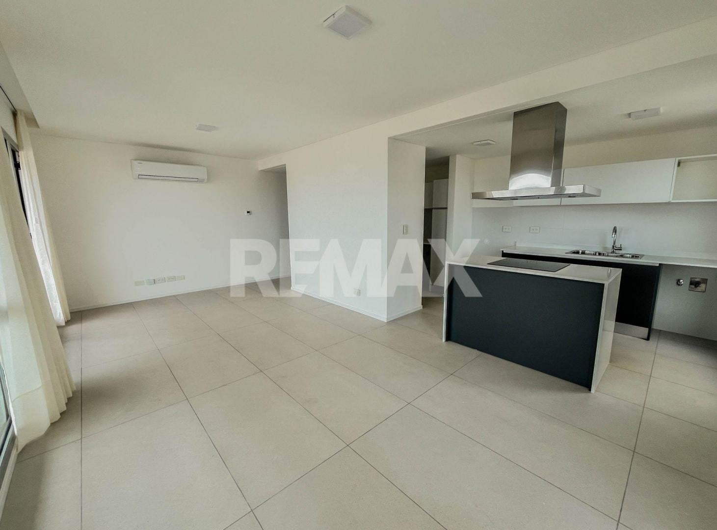 Foto de Departamento 2 dormitorios con Cochera TRADE Res, imagen 3