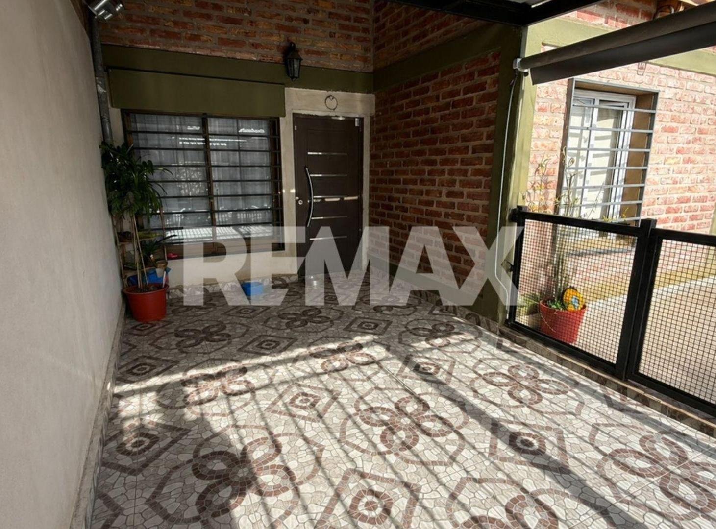 Foto de VENTA CASA 3 DORM. B° UNIÓN DE MAYO NQN, imagen 3