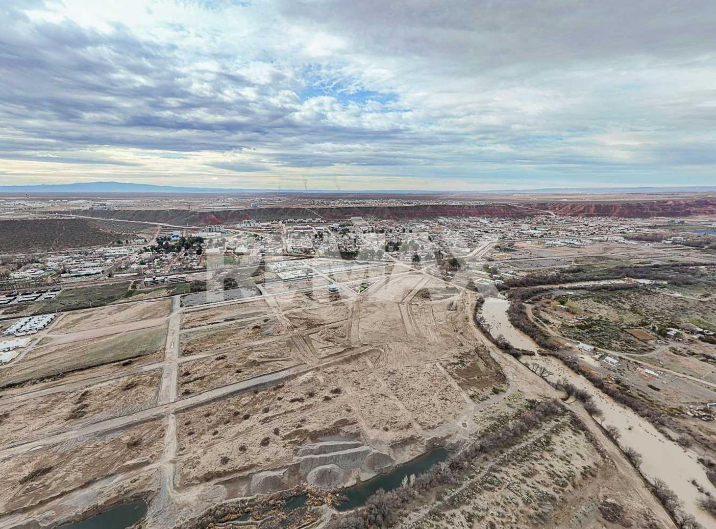 Foto de MACRO LOTE EN VENTA CASCO VIEJO AÑELO VACA MUERTA, imagen 4