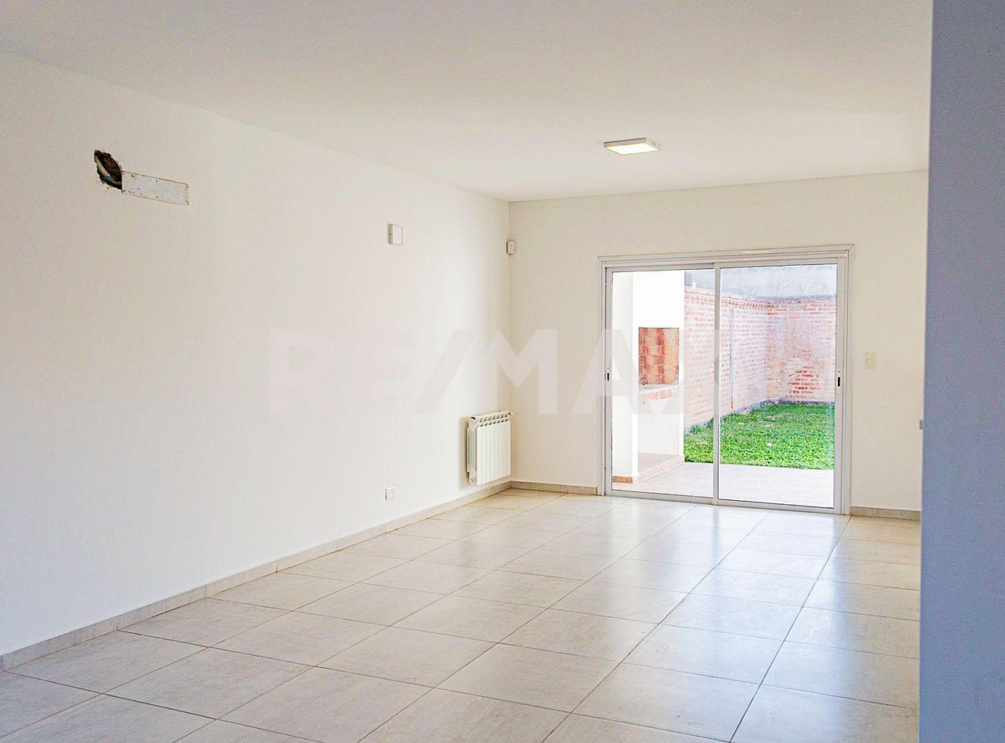 Foto de Duplex 3 dormitorios en Venta, Barrio La Alameda, imagen 2