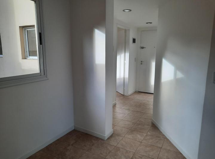 (AP/PROF) 43 m2 - Cocina separada - Balcón (FLORES) 3