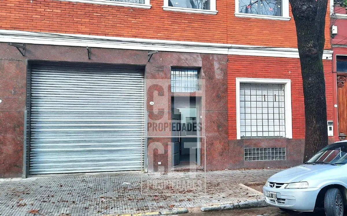 DEPOSITO/TALLER a 150 m de Av. Rivadavia 8100 (FLORESTA) 5