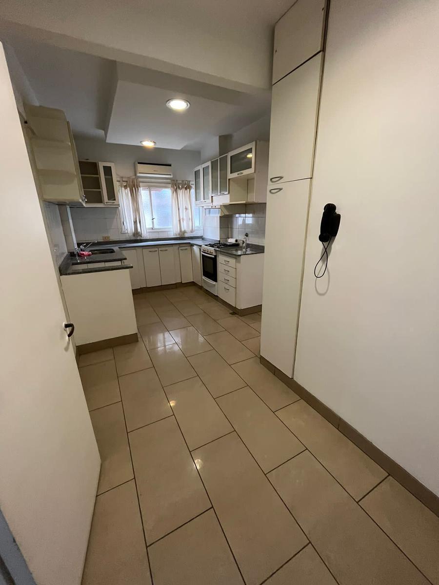 Departamento en Flores 4