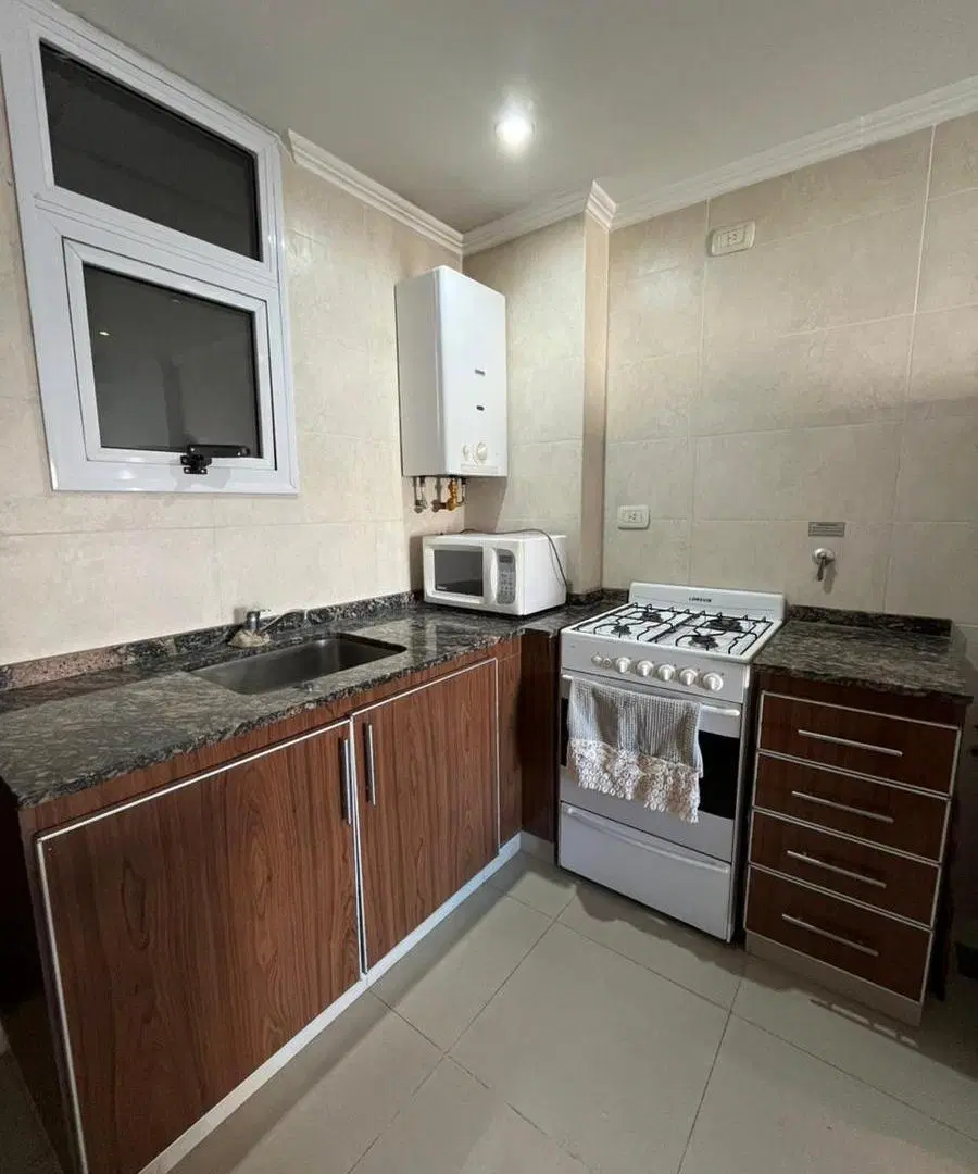 Departamento Monoambiente con balcon y cochera optativa en Flores 5