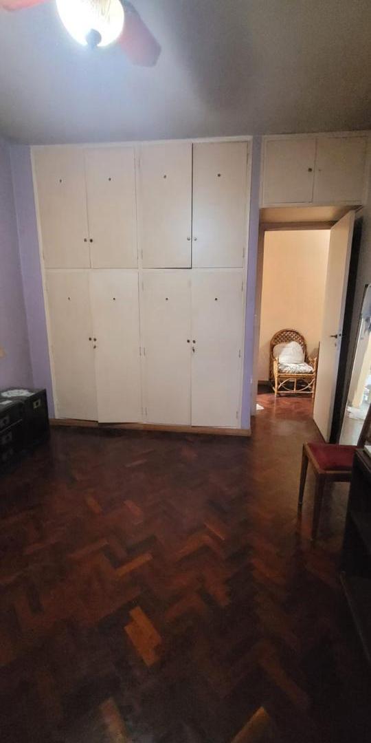 Departamento de 3 ambientes en el barrio Parque avellaneda