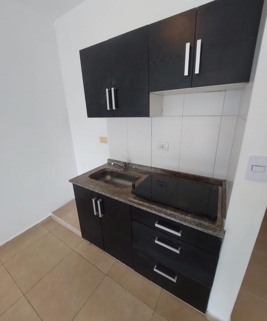 Foto de Departamento Monoambiente con balcon en el barrio de Flores, imagen 5