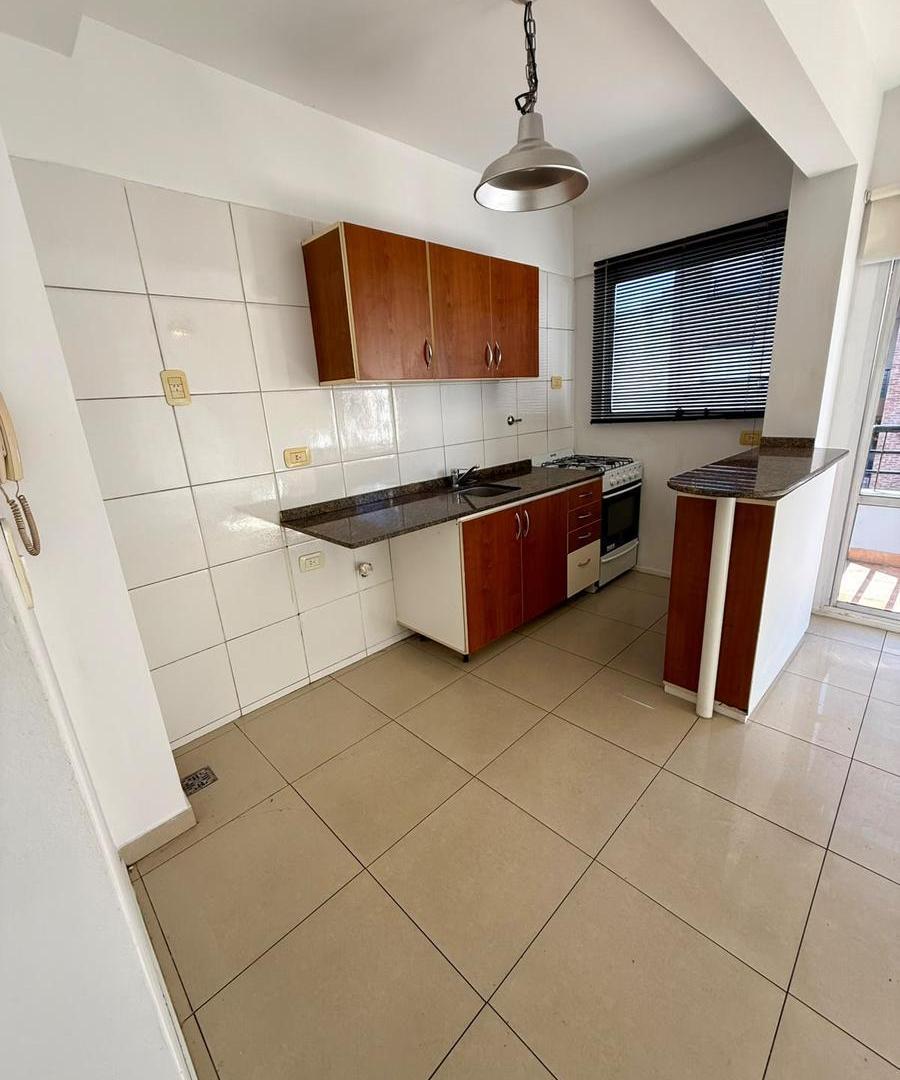 Foto de Venta Departamento monoambiente al frente con balcón, imagen 4