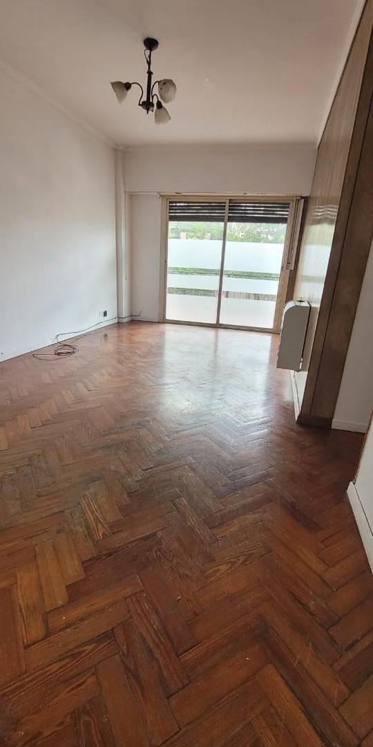 Foto de Alquiler departamento 3 ambientes en Floresta, imagen 1