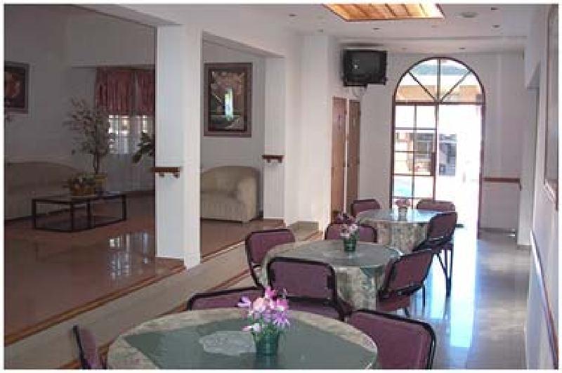 Villa Carlos Paz Hotel Centrico 62 Habitaciones Bajo de Precio 5
