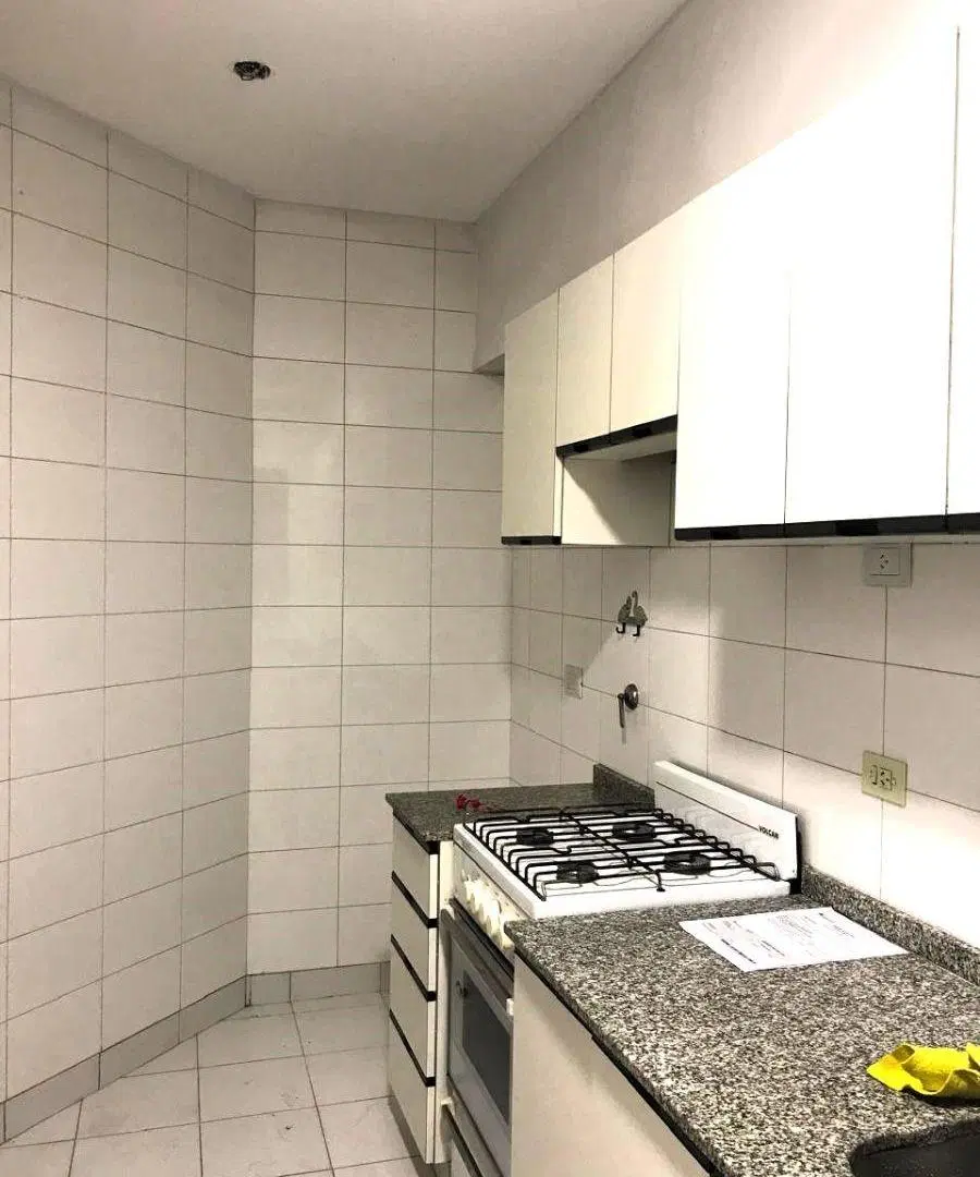 3 ambientes c/balcòn baño y toilette. 5