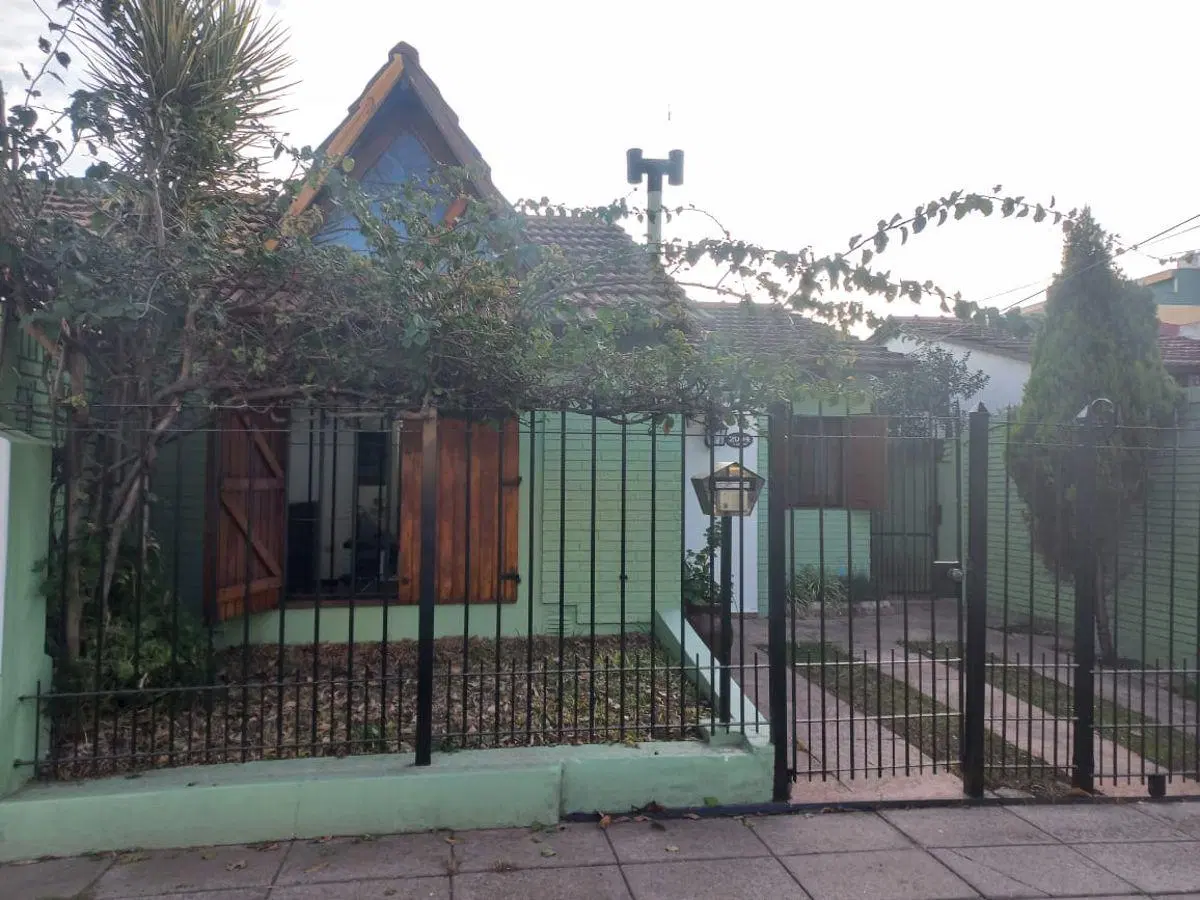 Chalet en hermoso barrio residencial 1